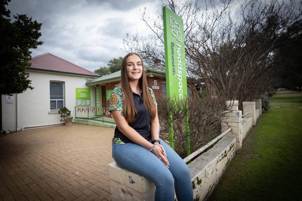 Tamworth's Headspace community engagement and development officer Jess Downey said social media is causing anxiety in young people. Picture by Peter Hardin