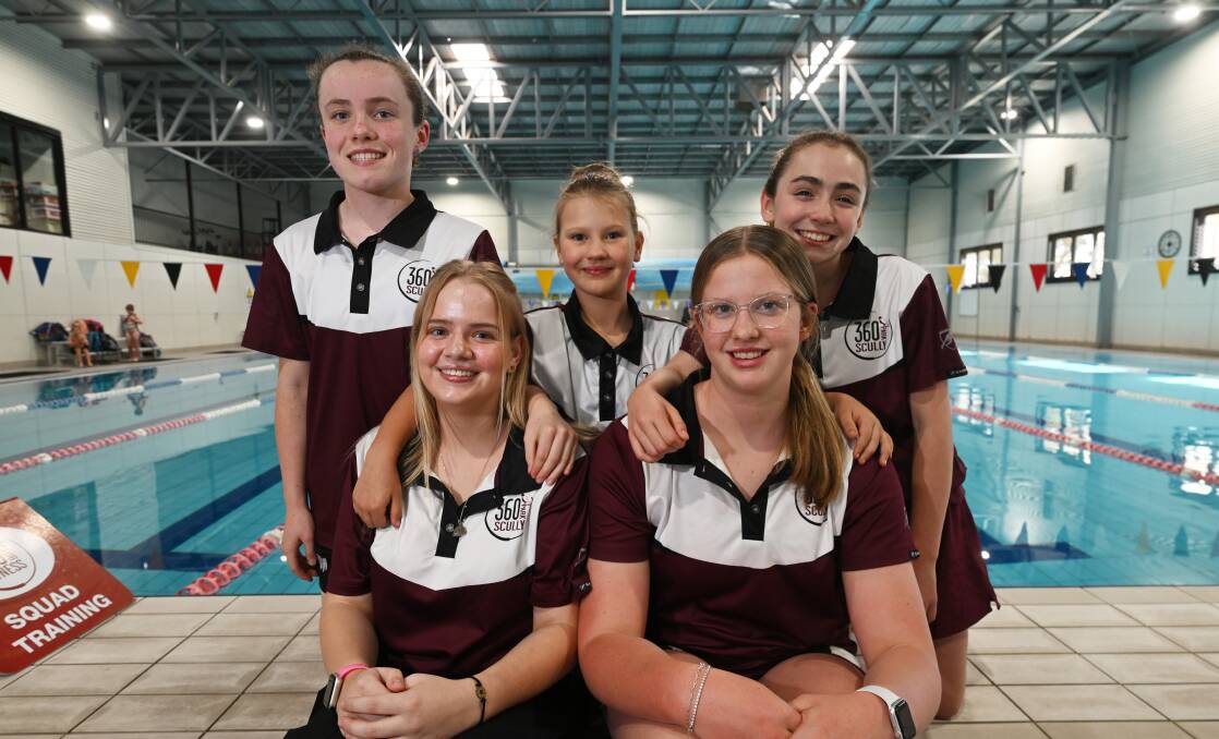 360 Scully Park Swimming Club members (Back L-R) Lucie Purkiss, Savannah Mills, Caitlyn Costelloe, and (Front L-R) Lauren De Bonis, and Abbey Trewern. Picture by Gareth Gardner