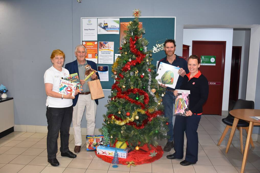 Christiane Birkett and Rob Hooke with Peter Hall and Sally Anne Hall from the Salvation Army. Picture, supplied