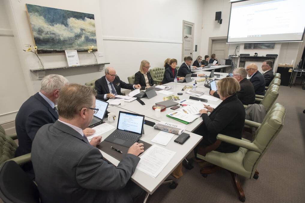 Councillors discussed the benefits and costs of a new plan to update signage across the region at council's Tuesday meeting. Picture file, Peter Hardin