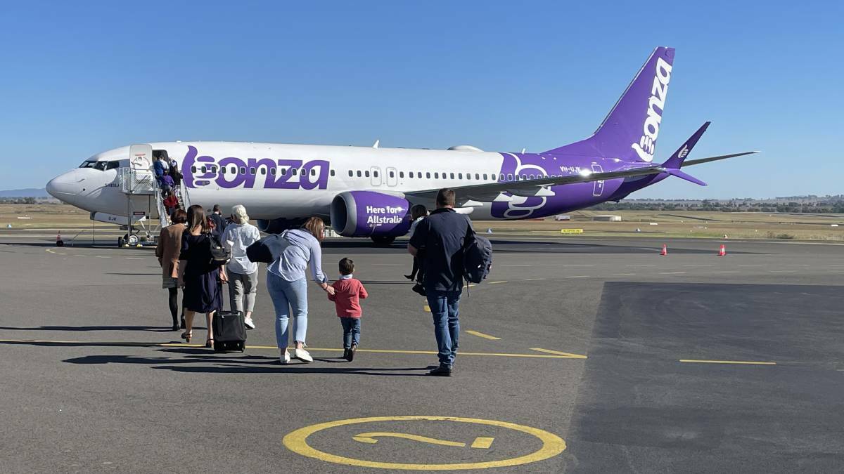 Bonza flights only took off in Tamworth earlier this year in May. File Picture.