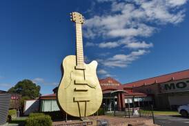 Big Golden Guitar, Tamworth