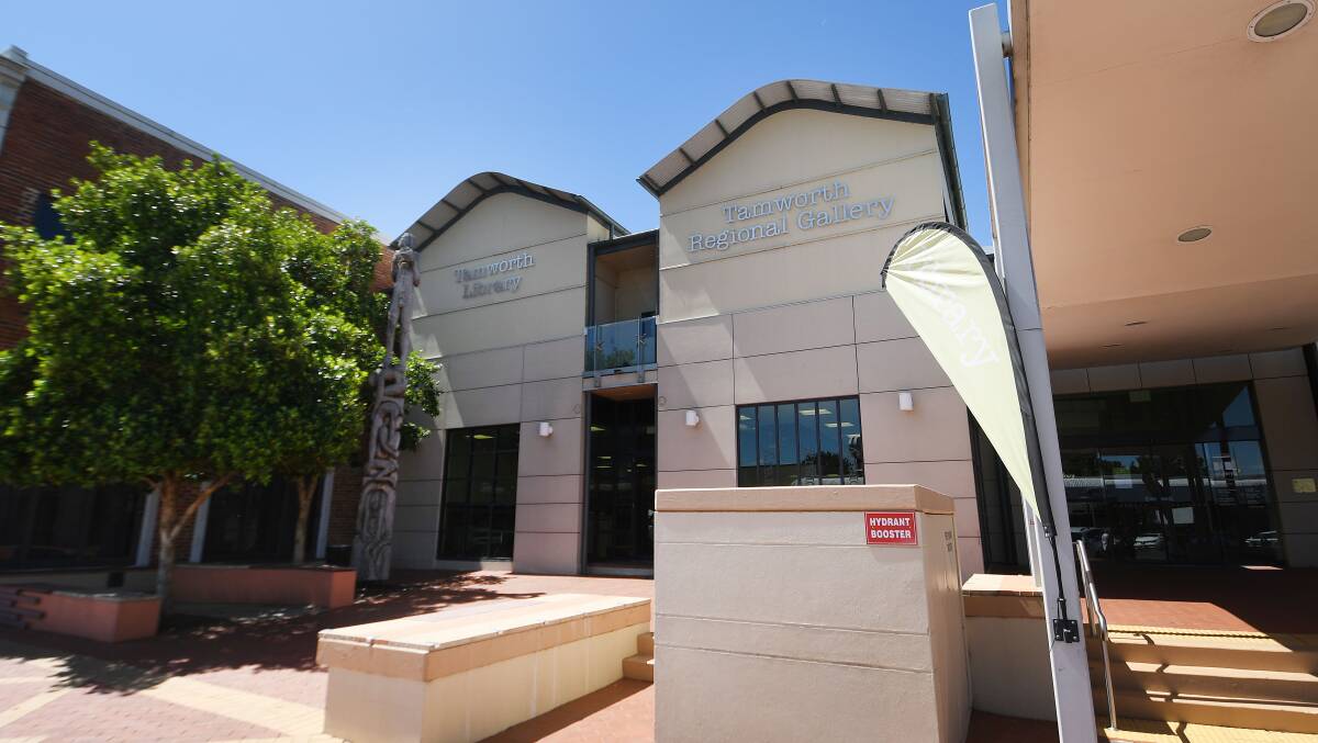 Tamworth City Library will be closed temporarily for renovations. Picture by Gareth Gardner