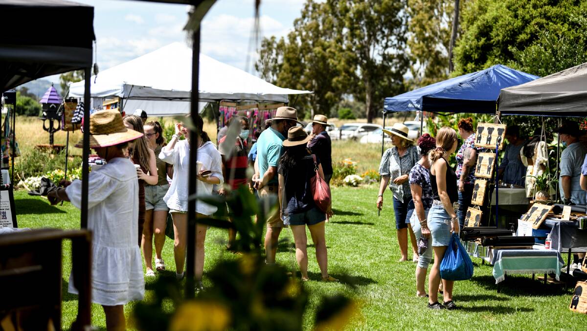 Little Willow Lavender Markets. Picture by Sally Alden Photography.