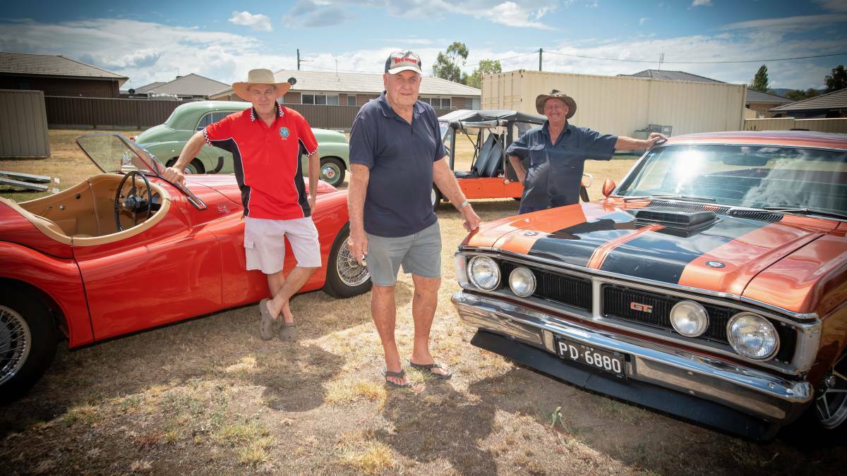 Kootingal Motor Club Show Preview Garry McDonald, Des Howard and Peter Davis. Picture by Peter Hardin