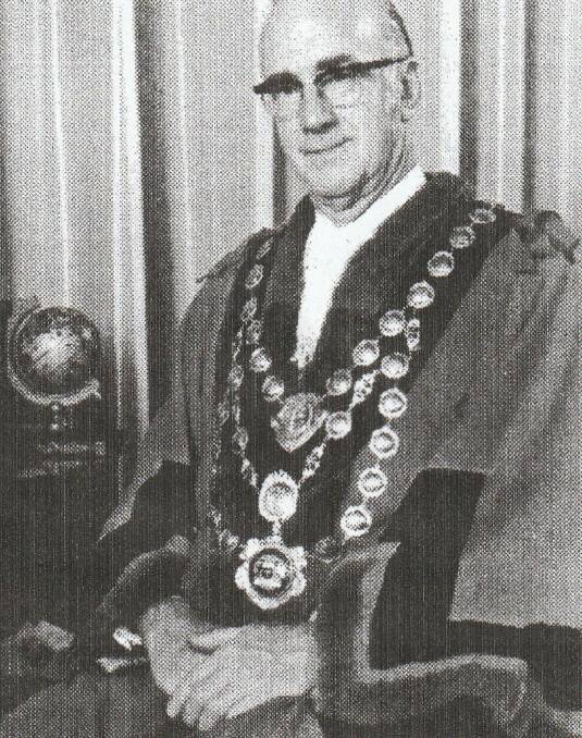Norm McKellar, one of Tamworth's longest serving Mayors, elected in late 1969 and going on to serve for 10 consecutive years.