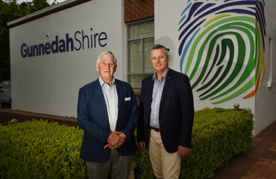 Gunnedah Shire Council deputy mayor Rob Hooke and mayor Jamie Chaffey. Picture from file.