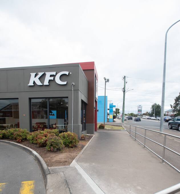 The Oxley Proactive Crime Team arrested the three teenagers as they walked into KFC in West Tamworth. Picture by Peter Hardin
