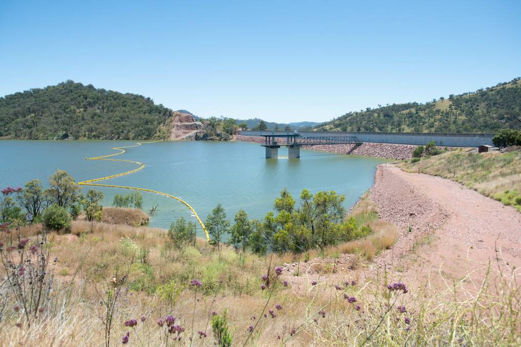 Chaffey Dam has blue green algae in the water with swimmers warned to stay out. Picture by Peter Hardin