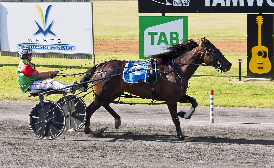 TOO EASY: Monellina records a comfortable victory. Photo: PeterMac Photography.