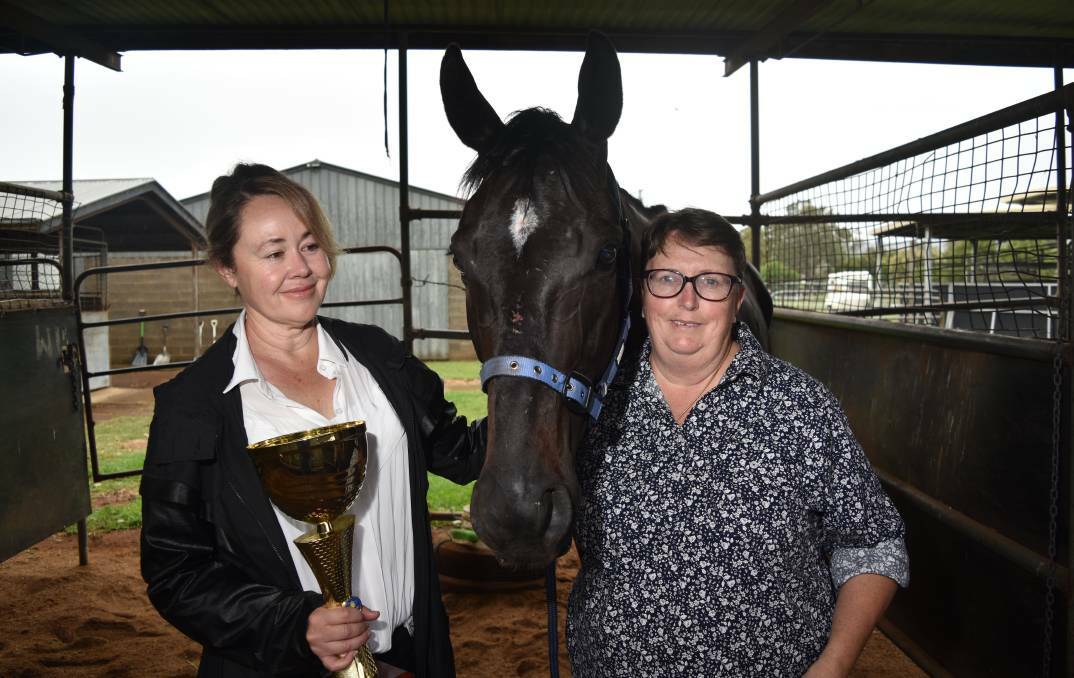Theresa Stair (right) with Suzy Cleland, co-owner of 2021 Diggers Cup winner Belbaroo. Photo: Ben Jaffrey
