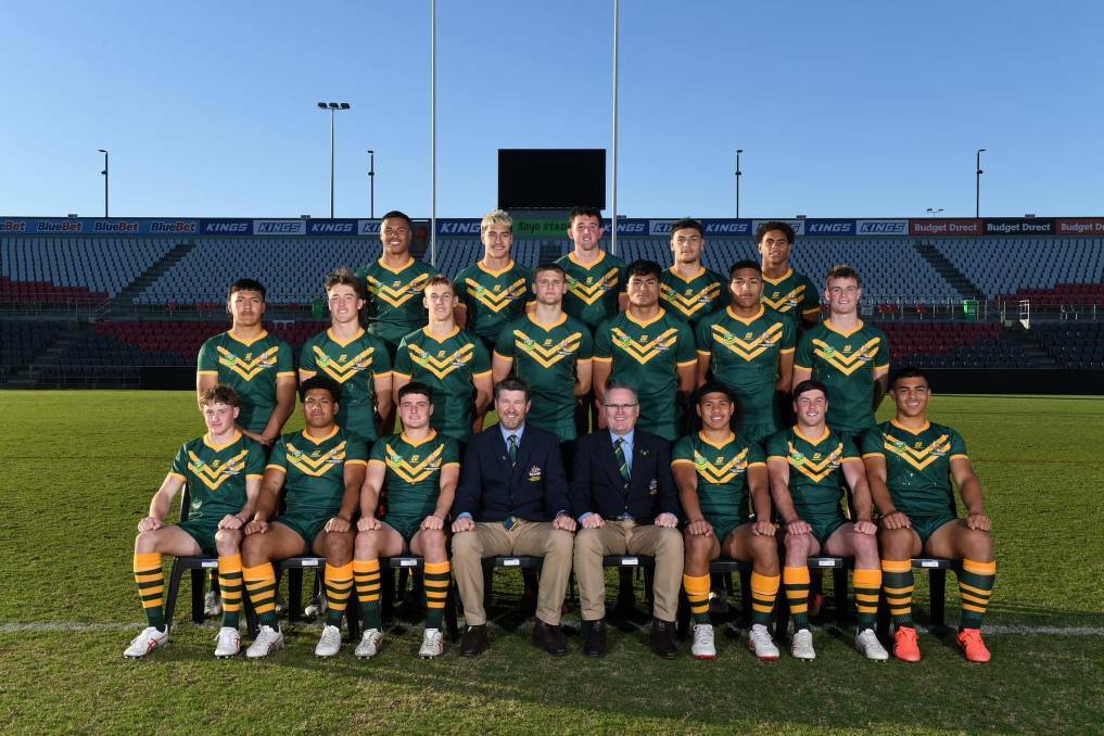 Logan Spinks (back row, centre) takes part in the official photograph for the 2023 Australian Schoolboys side. Picture supplied
