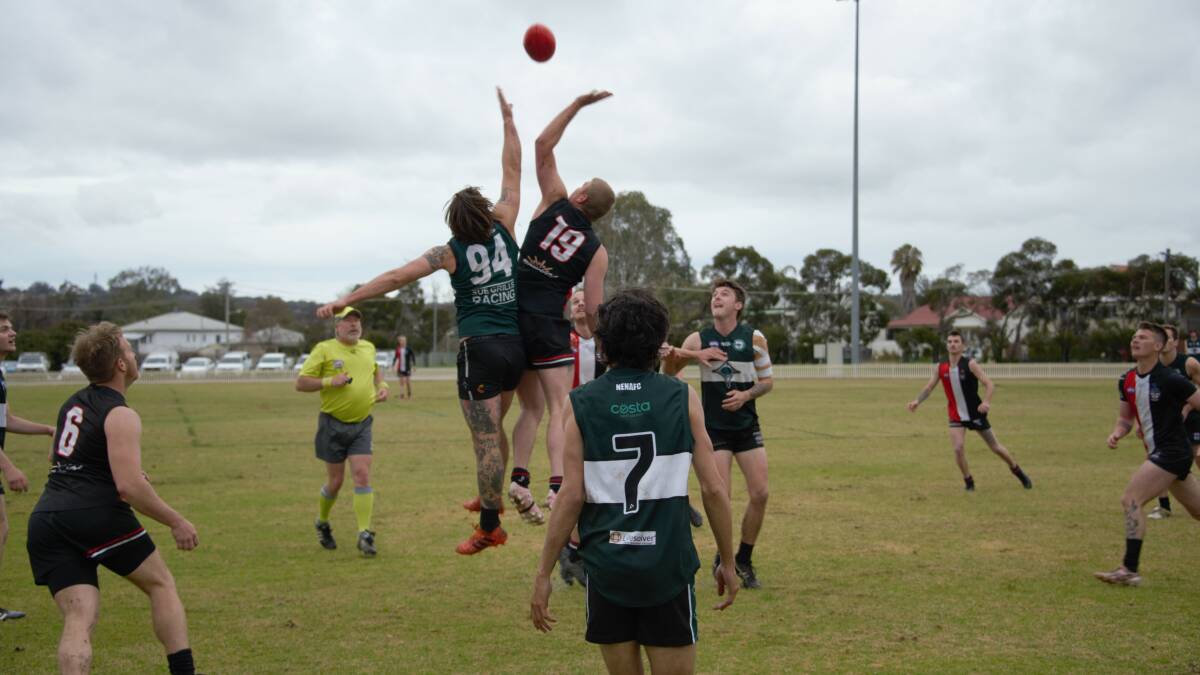 The New England Nomads knocked off the Inverell Saints by one point to qualify for the AFL North West grand final. Picture by Sonia Lewis