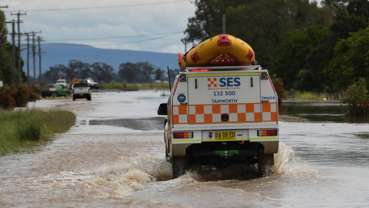 The Tamworth SES unit on site in Carroll last year. Picture by Gareth Gardner