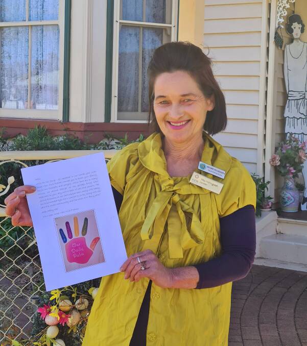 LOCKDOWN LETTER: Mary Hollingworth, distributes another lockdown letter in advance of RUOK day this week. Photo: supplied