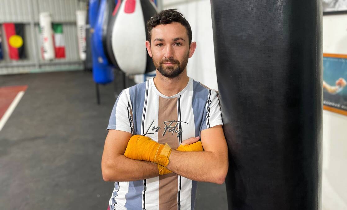 Albert Nolan spent Wednesday night training at the One2Boxing gym in Tamworth, getting rounds in for his upcoming title bout in Melbourne. Picture by Zac Lowe.