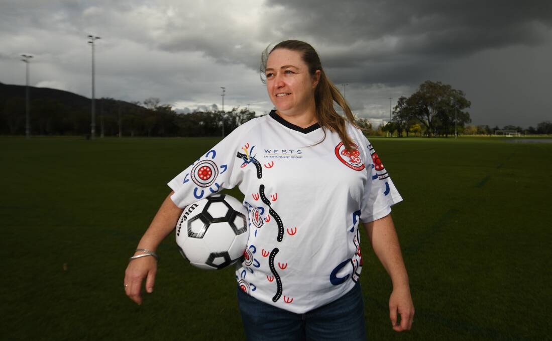 Despite their differing sporting interests, the McKenzie clan will all be at Scully Park this weekend to support Kelly in her grand final bid. Picture by Gareth Gardner. 