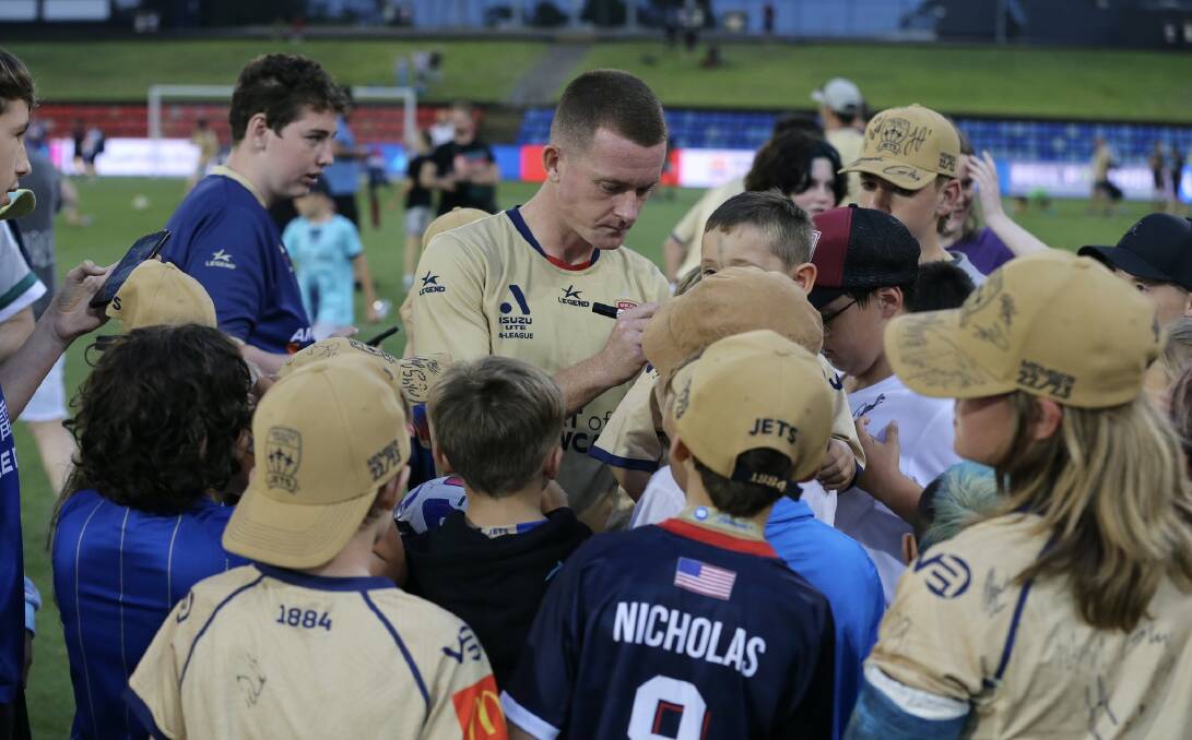 The Newcastle Jets hope to share their experience with local children in Tamworth later this month. Picture by Newcastle Jets.