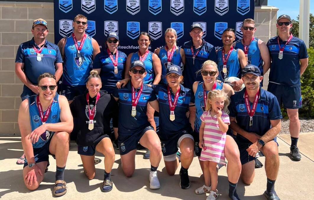 The Tamworth Titans' senior mixed side excelled in Mudgee against stiff competition. Picture by Tamworth Touch Association.