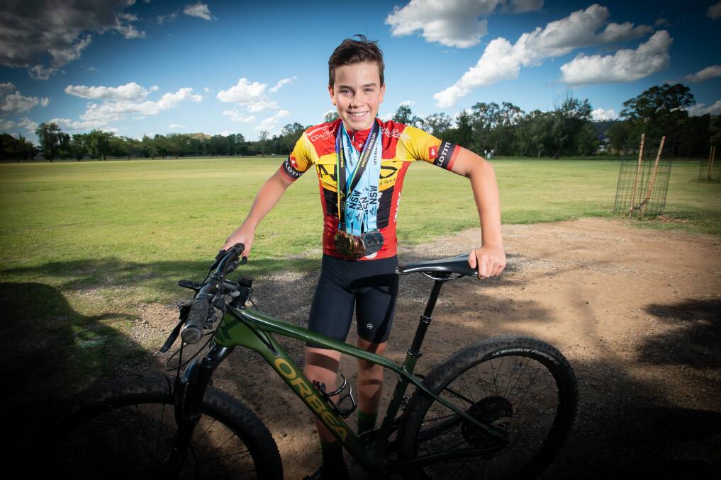 Ben Shaw's list of achievements in 2022 include winning a state mountain biking title and medalling at not one but two state events on the track. Picture by Peter Hardin 281122PHE047