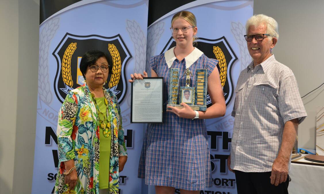 Oxley High's Abbey Trewern was awarded the Kris Stewart Memorial Award, which was presented by Kris' parents Belinda and Ian. 