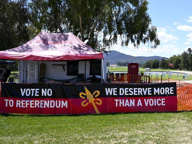 The coalition wants equal public funding for "yes" and "no" voice referendum vote organisations. (Lukas Coch/AAP PHOTOS)
