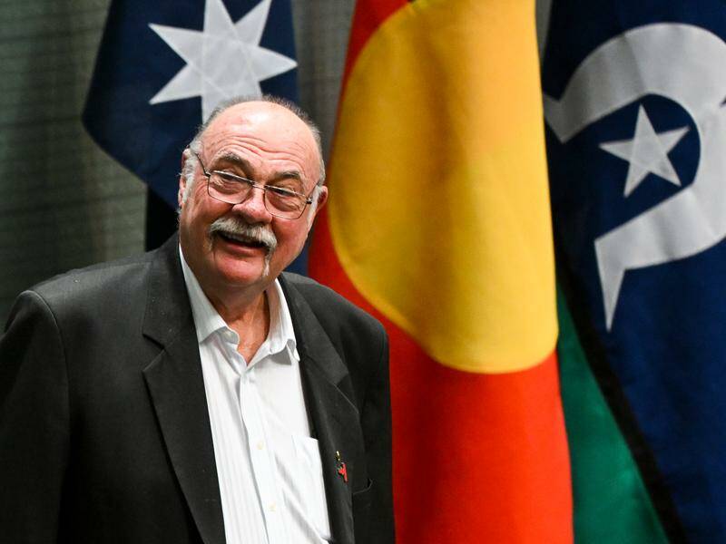 Warren Entsch is retiring at next election and Labor hopes a former basketballer can grab his seat. Photo: Lukas Coch/AAP PHOTOS