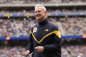 Former Eagles coach Adam Simpson received a warm reception from the crowd at Optus Stadium. (Richard Wainwright/AAP PHOTOS)