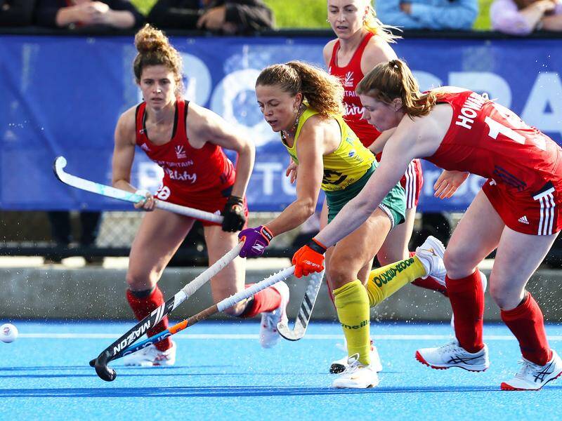 Rosie Malone (C) was a controversial omission from the Hockeyroos team for the Paris Olympics. Photo: Simon Watts/AAP PHOTOS