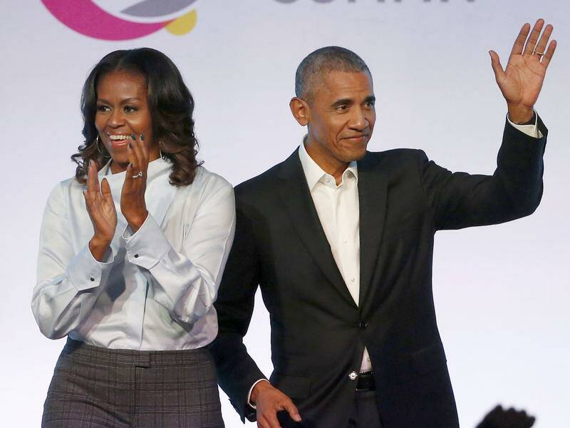 "Michelle and I couldn't be prouder to endorse you," Barack Obama tells Kamala Harris in a call. Photo: AP PHOTO