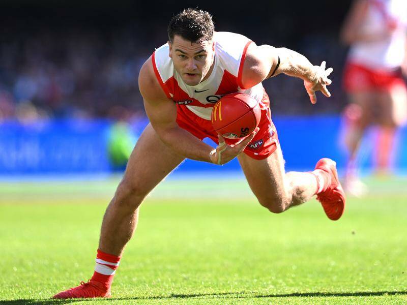 Tom Papley's ankle injury is a blow to Sydney, but not the end of their premiership challenge. Photo: Darren England/AAP PHOTOS