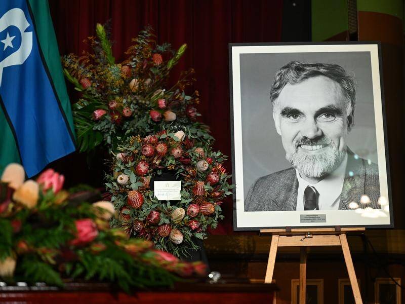 Former Victorian Labor minister Barry Pullen has been farewelled at a state funeral in Melbourne. (James Ross/AAP PHOTOS)