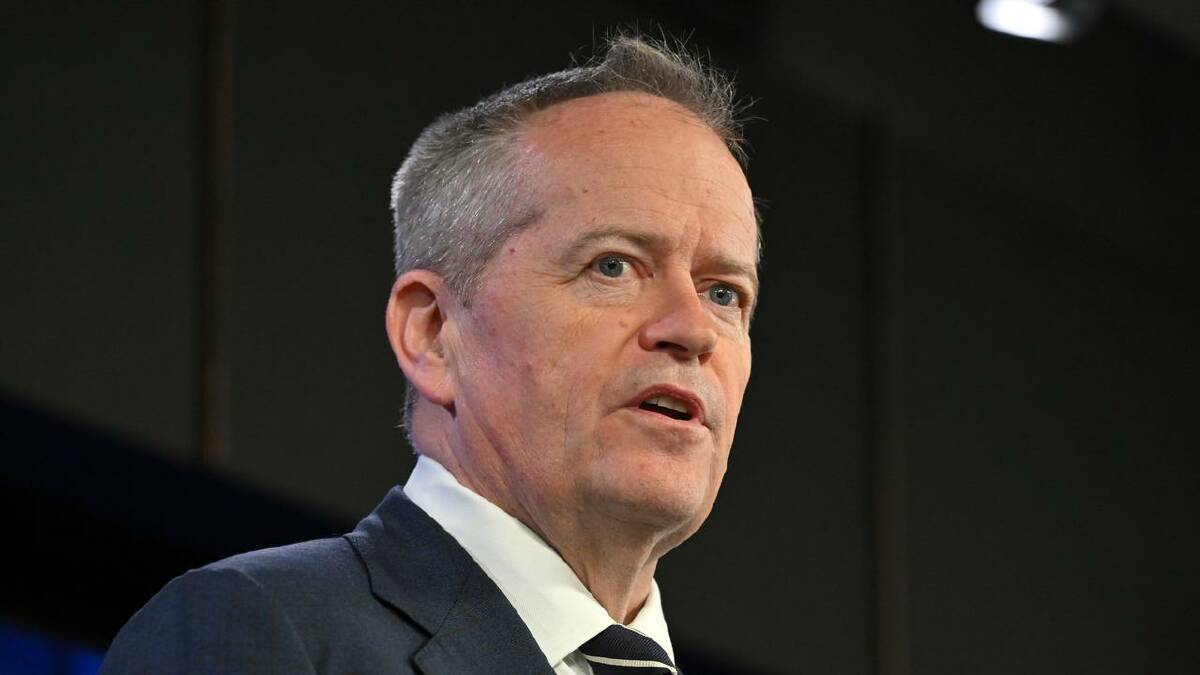 The case was about ensuring people were paid in the correct category, minister Bill Shorten said. (Mick Tsikas/AAP PHOTOS)